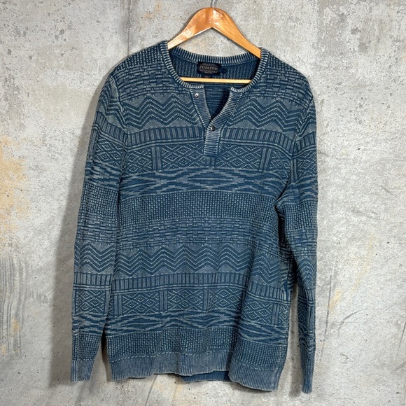 Pendleton Men's Geometric Crewneck Sweater
